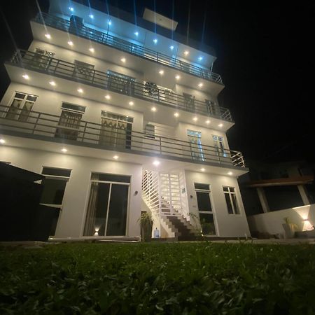 Apartment Near Colombo Airport Katunayaka Buitenkant foto