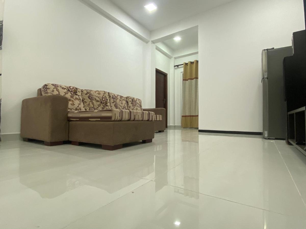 Apartment Near Colombo Airport Katunayaka Buitenkant foto