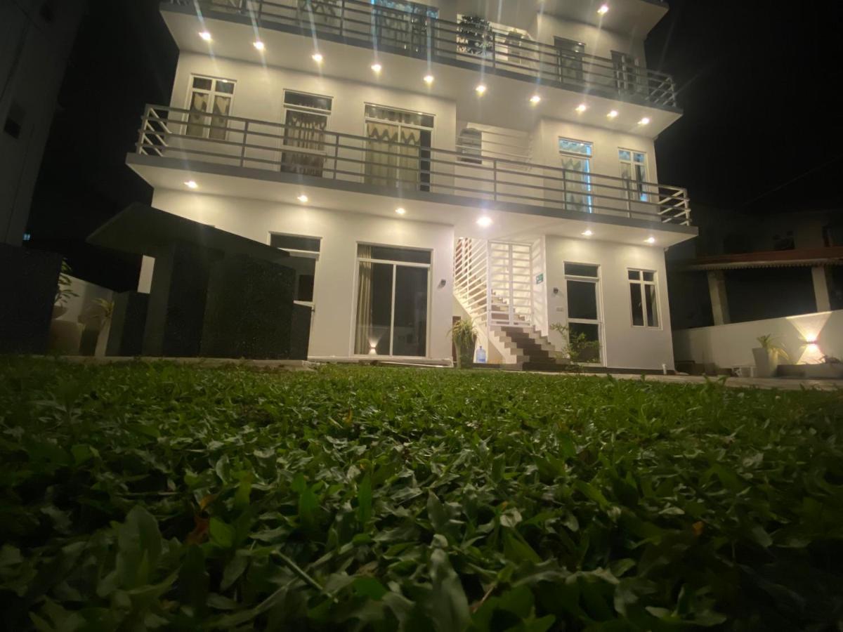 Apartment Near Colombo Airport Katunayaka Buitenkant foto