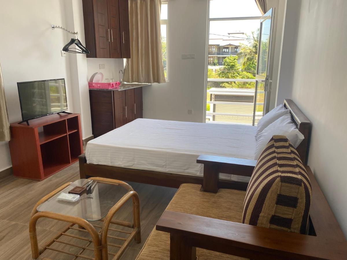 Apartment Near Colombo Airport Katunayaka Buitenkant foto
