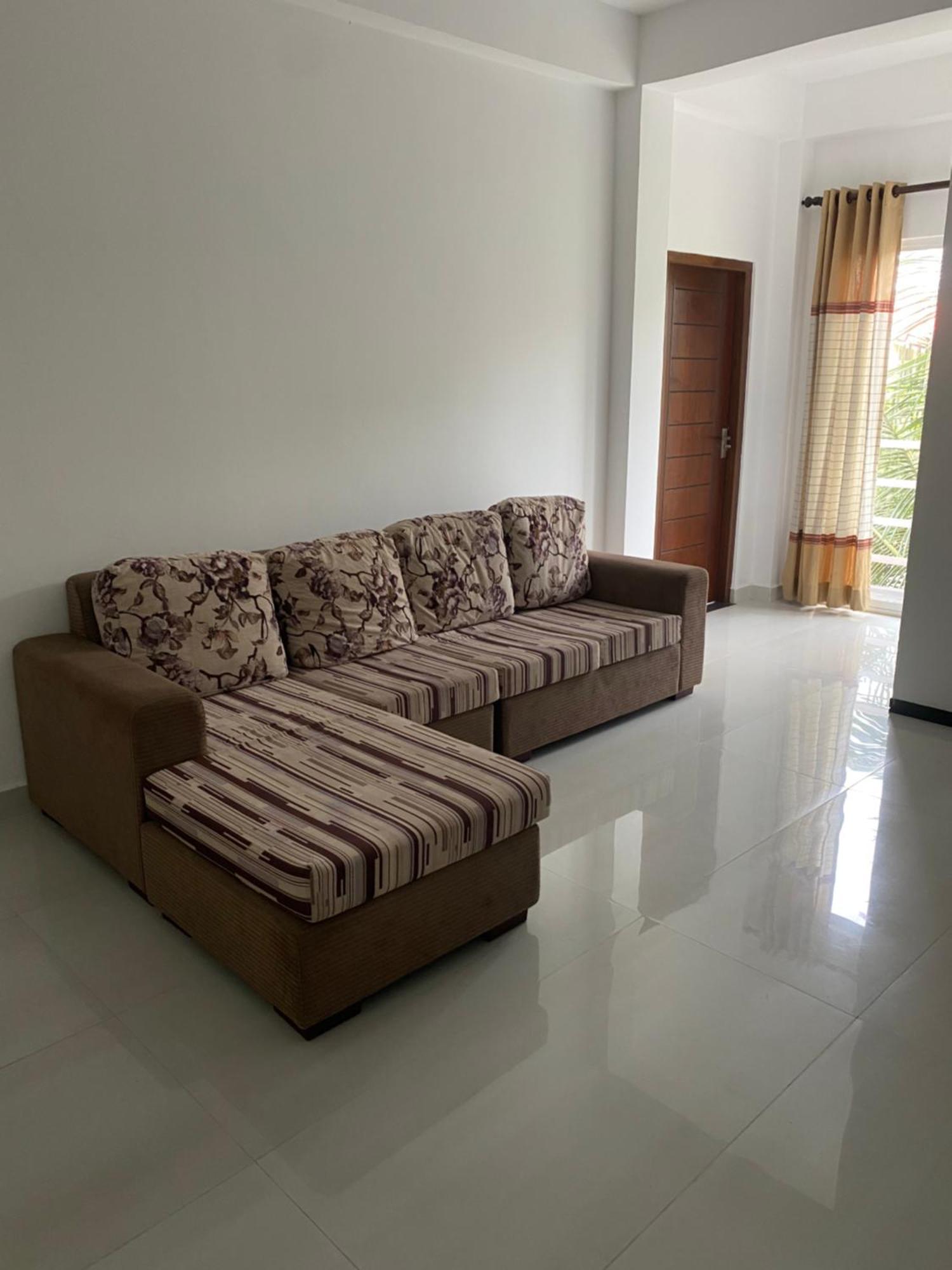 Apartment Near Colombo Airport Katunayaka Buitenkant foto