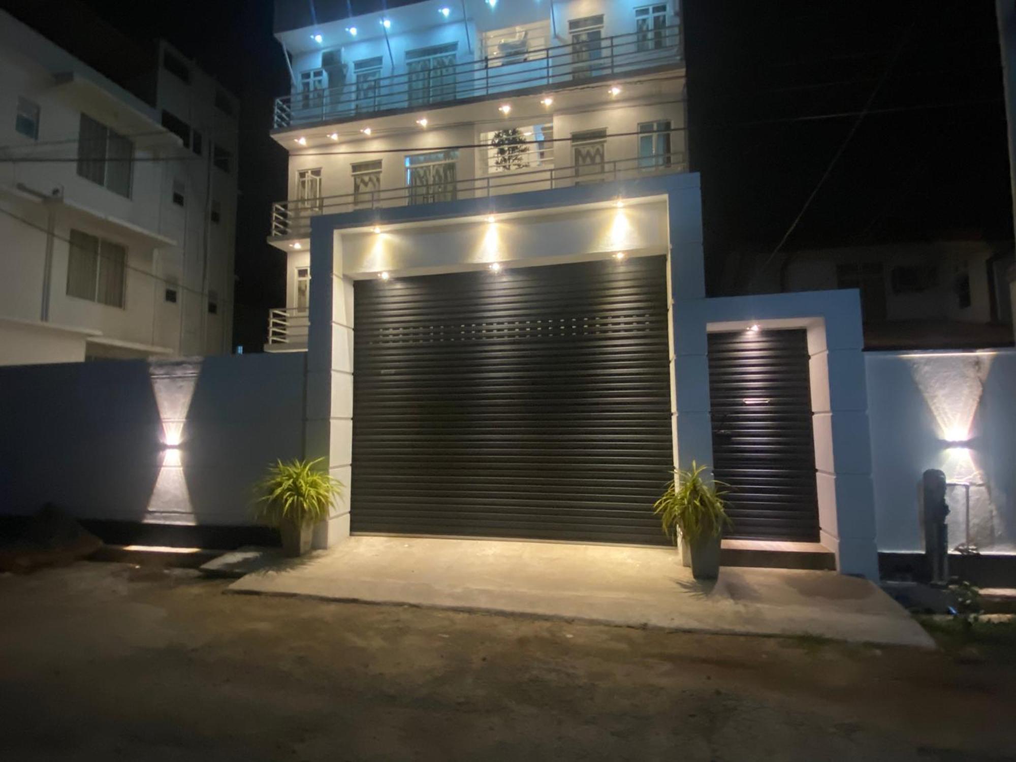 Apartment Near Colombo Airport Katunayaka Buitenkant foto