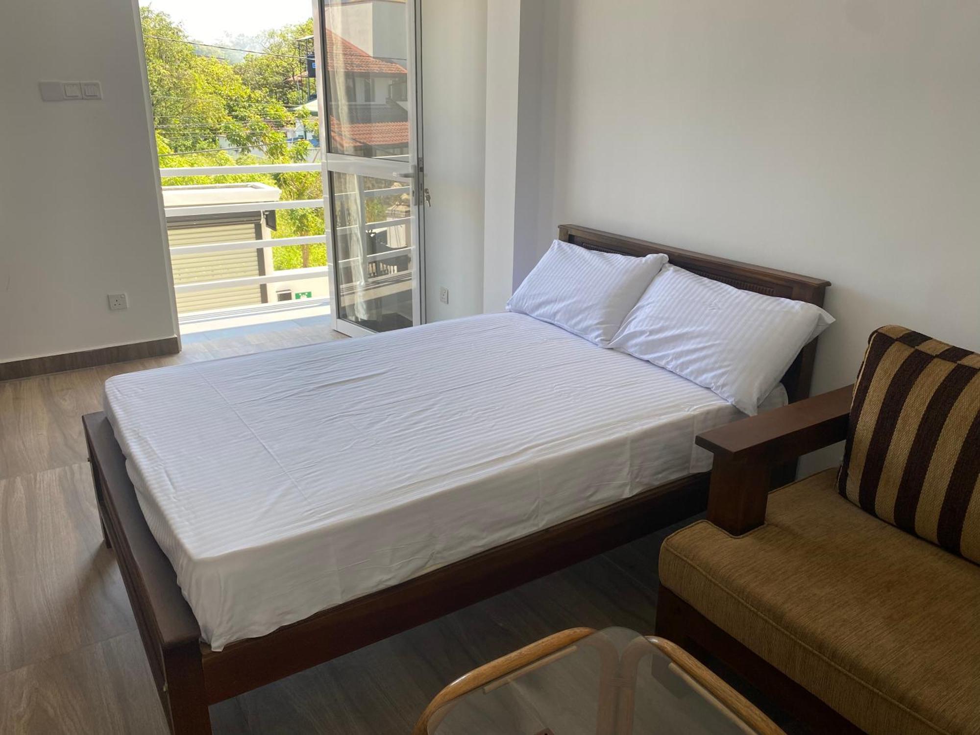 Apartment Near Colombo Airport Katunayaka Buitenkant foto